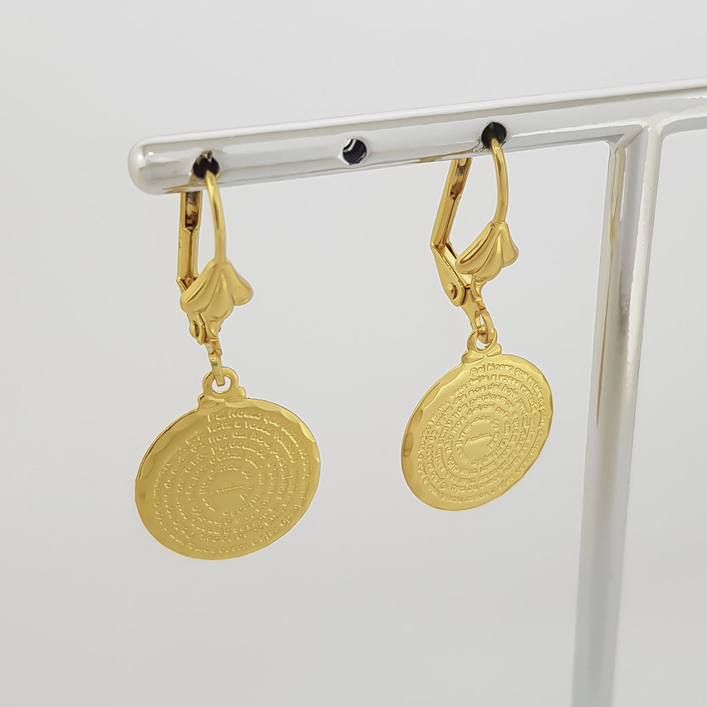 Brinco pendurado em argola de click pé de Pato com pingente de medalha com pai n